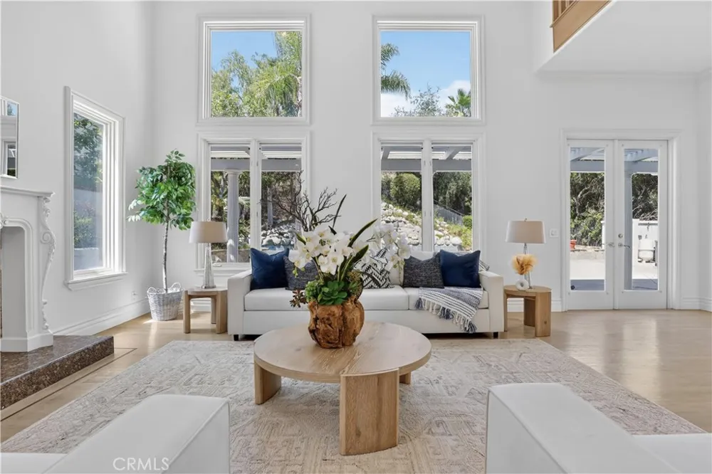849 Greenridge La Canada Flintridge, CA 91011