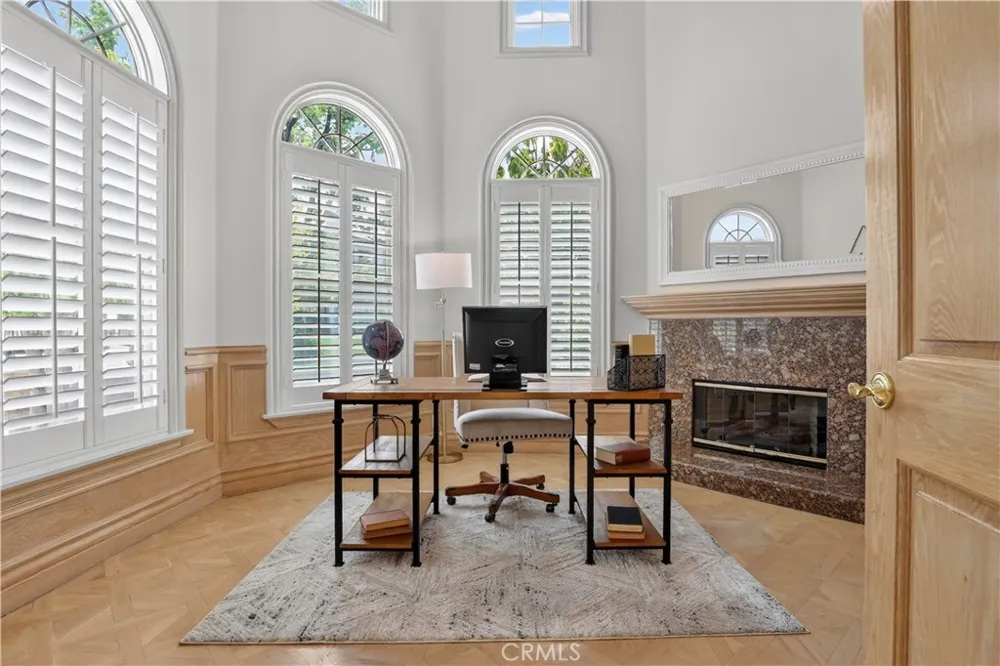 849 Greenridge La Canada Flintridge, CA 91011