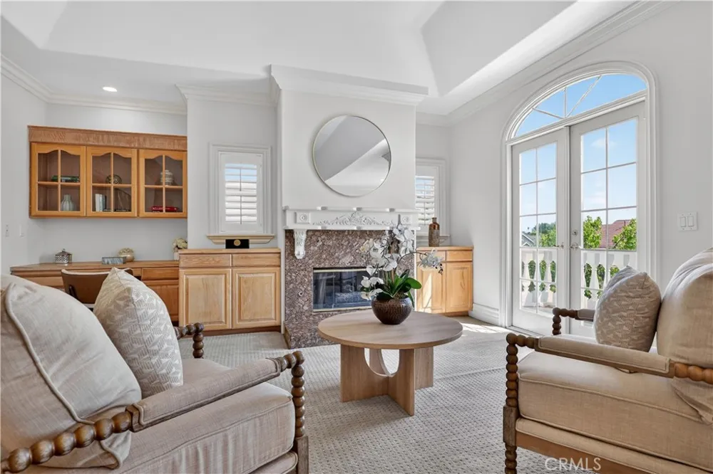 849 Greenridge La Canada Flintridge, CA 91011