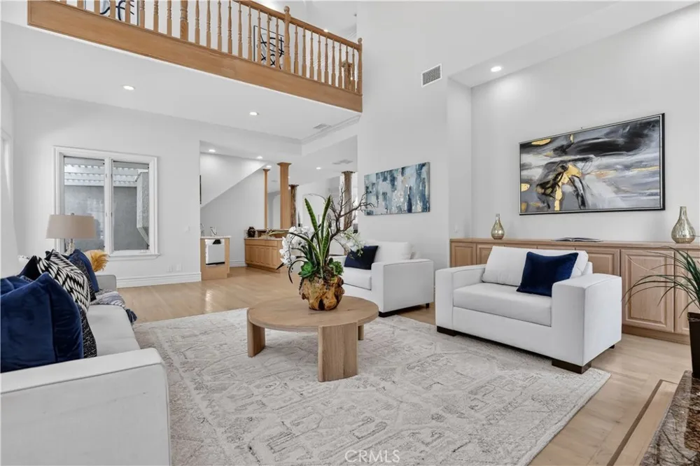 849 Greenridge La Canada Flintridge, CA 91011