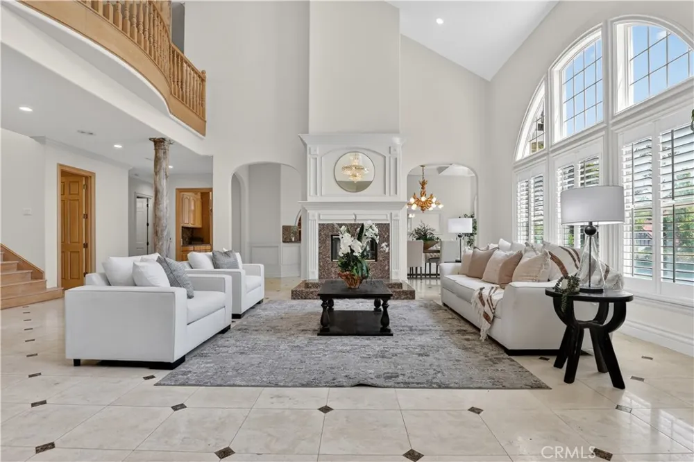 849 Greenridge La Canada Flintridge, CA 91011
