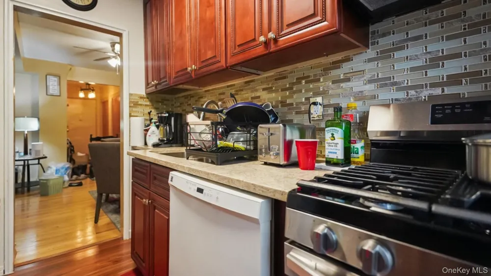 1133 Midland Avenue #3K Bronxville, NY 10708