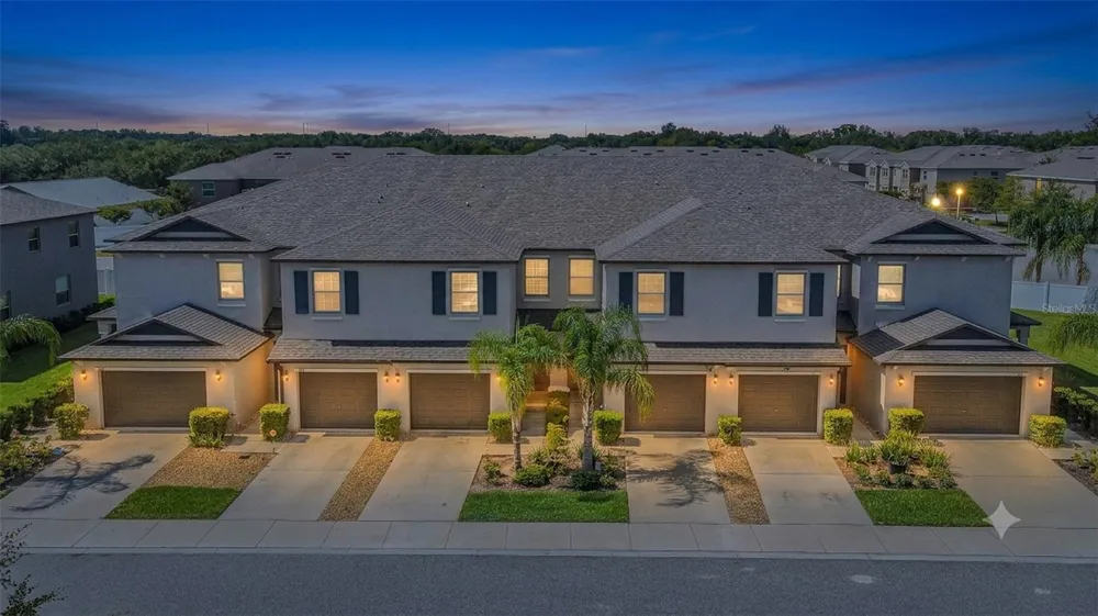 817 ROYAL EMPRESS DRIVE Ruskin, FL 33570