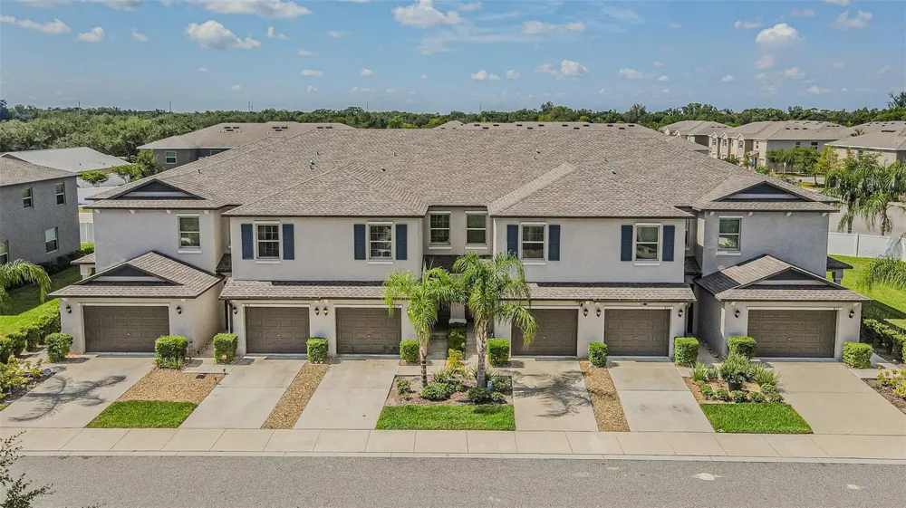 817 ROYAL EMPRESS DRIVE Ruskin, FL 33570