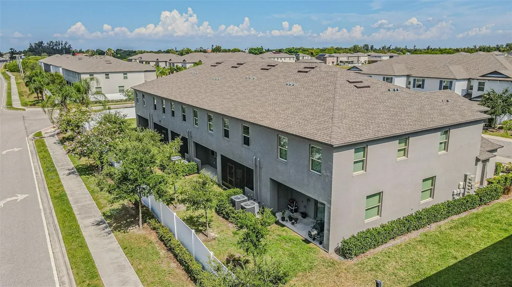 817 ROYAL EMPRESS DRIVE Ruskin, FL 33570