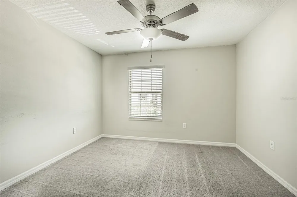817 ROYAL EMPRESS DRIVE Ruskin, FL 33570