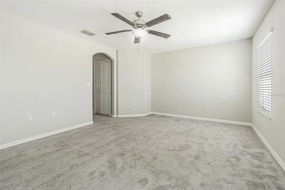 817 ROYAL EMPRESS DRIVE Ruskin, FL 33570