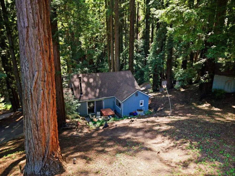 16730 Laurel Road Los Gatos, CA 95033