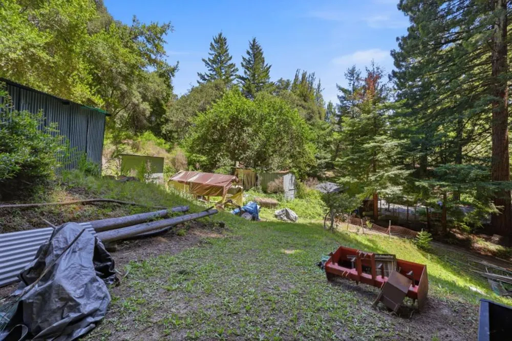16730 Laurel Road Los Gatos, CA 95033