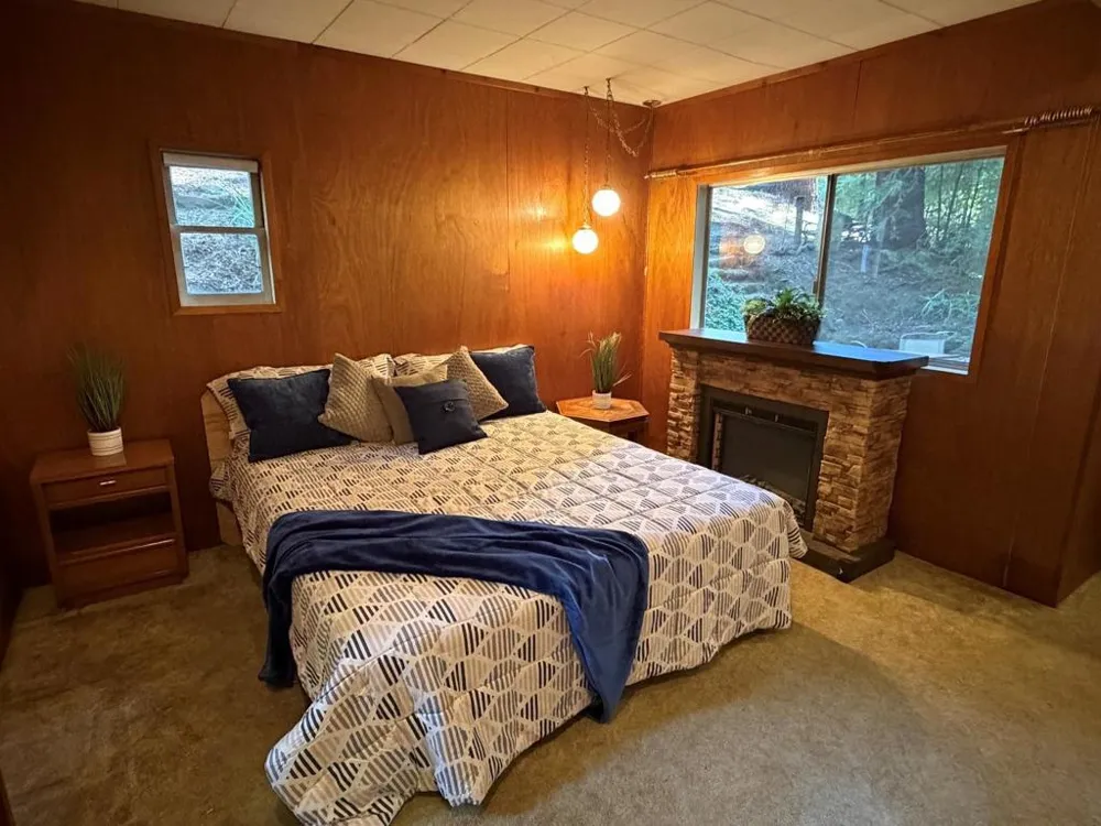 16730 Laurel Road Los Gatos, CA 95033