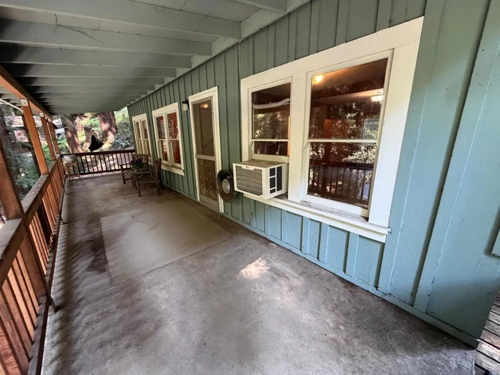 16730 Laurel Road Los Gatos, CA 95033