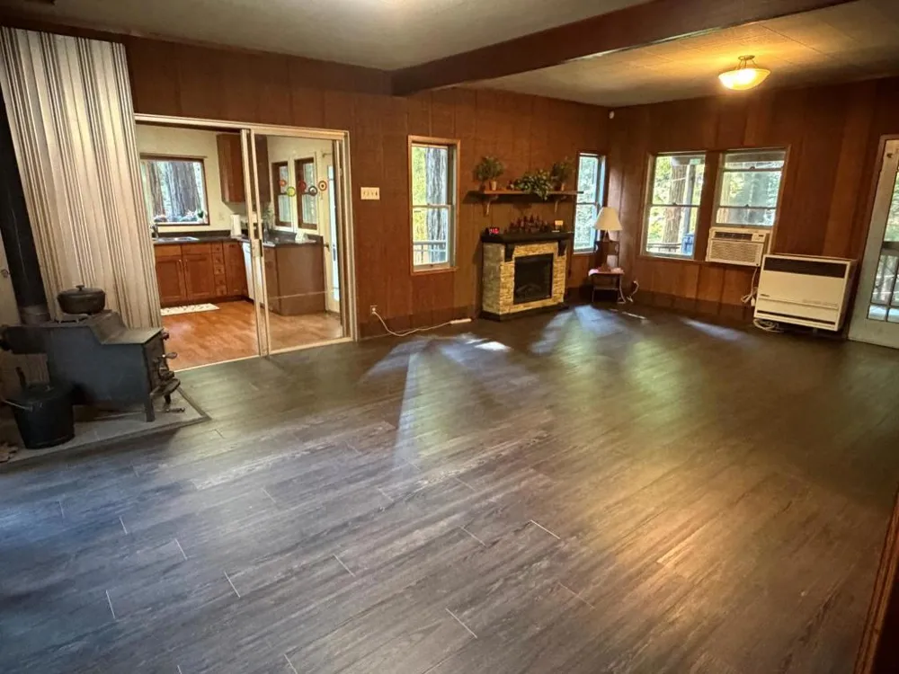 16730 Laurel Road Los Gatos, CA 95033