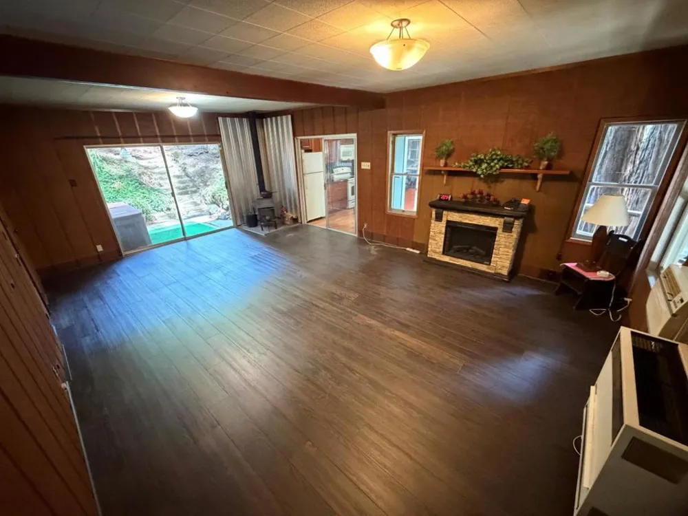16730 Laurel Road Los Gatos, CA 95033