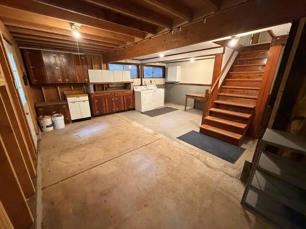 16730 Laurel Road Los Gatos, CA 95033