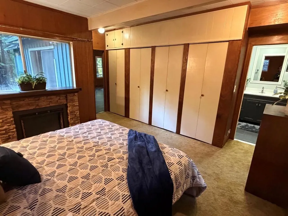 16730 Laurel Road Los Gatos, CA 95033