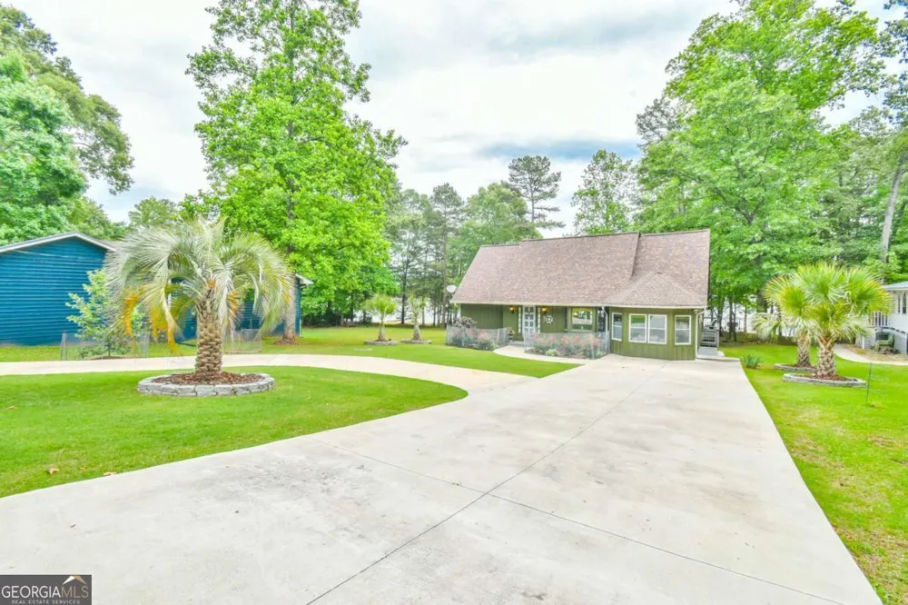 591 Rue Cezzan Lavonia, GA 30553