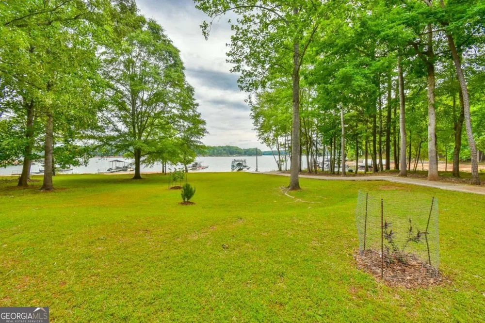 591 Rue Cezzan Lavonia, GA 30553