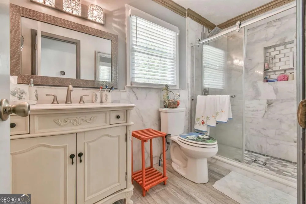 591 Rue Cezzan Lavonia, GA 30553