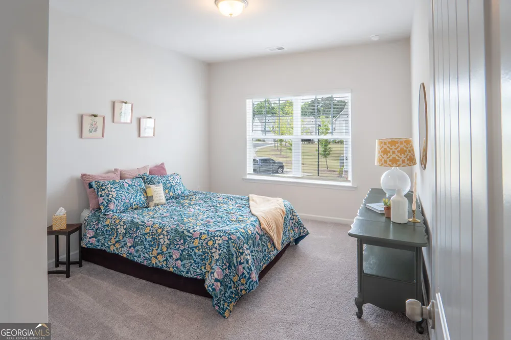 1074 Chastain DR Sugar Hill, GA 30518