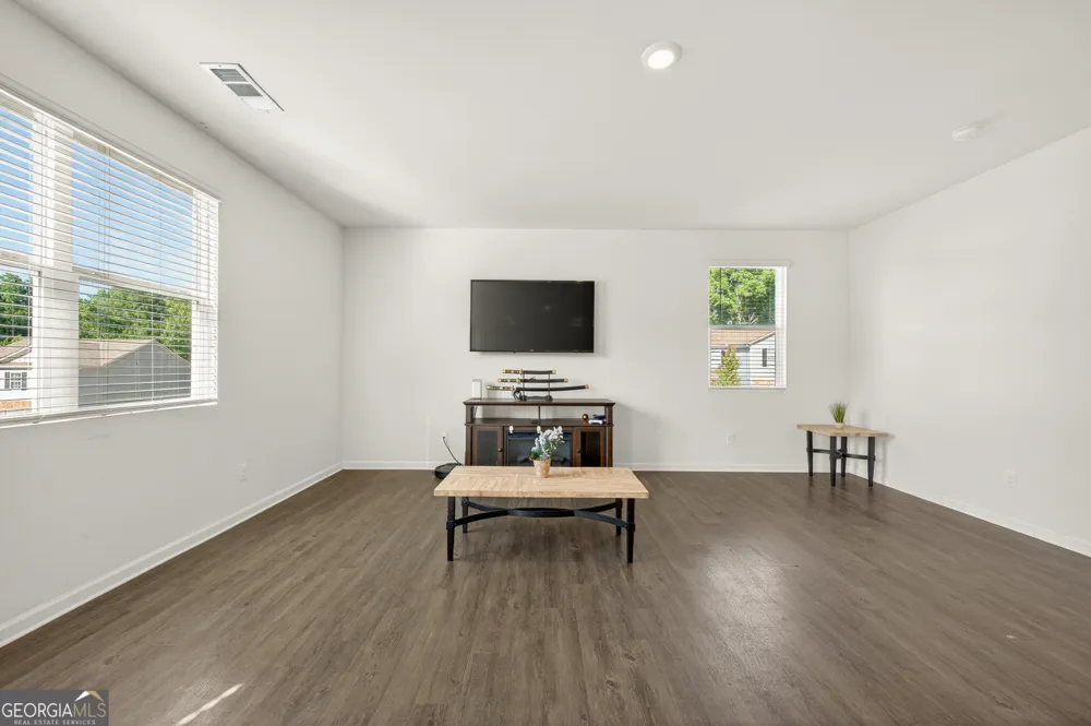 401 Hughes LN Pendergrass, GA 30567