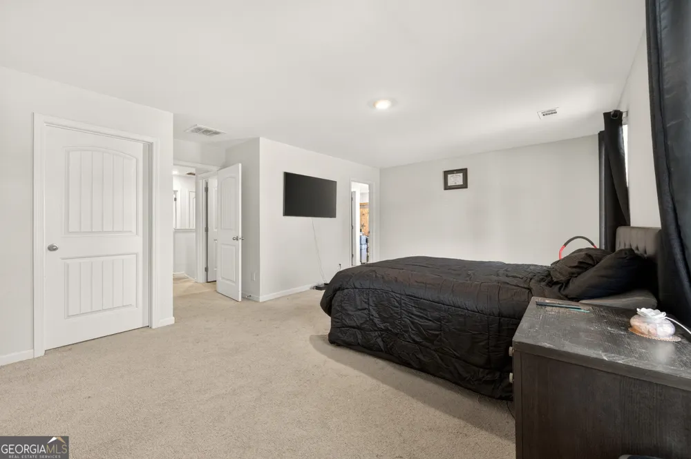 401 Hughes LN Pendergrass, GA 30567