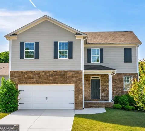 401 Hughes LN