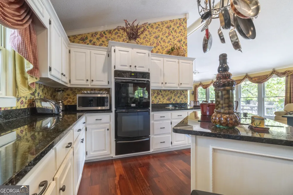 1280 Bahn Innsbruck Helen, GA 30545