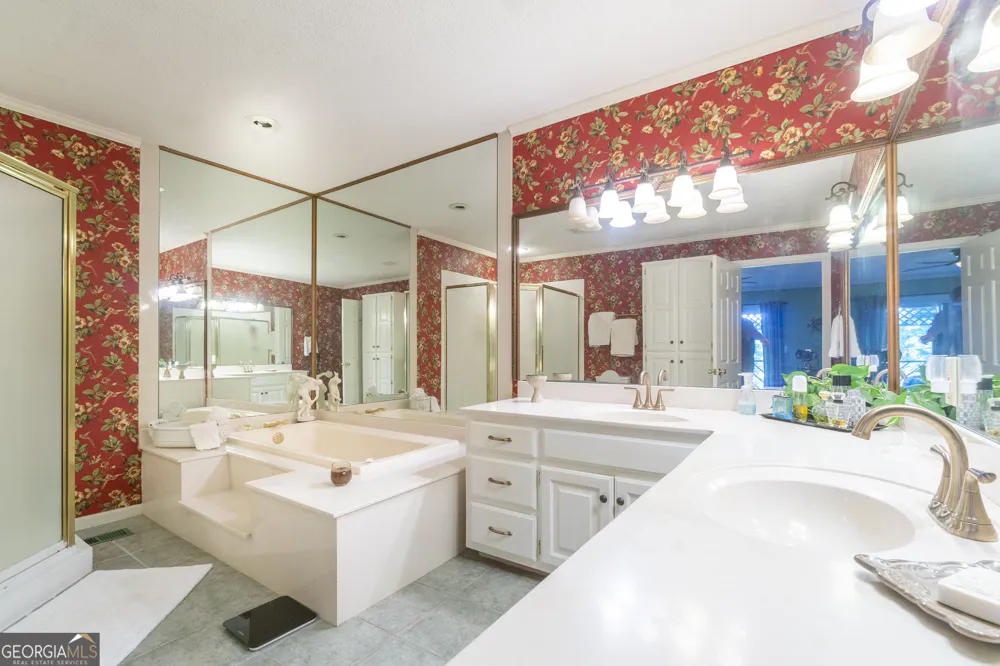 1280 Bahn Innsbruck Helen, GA 30545
