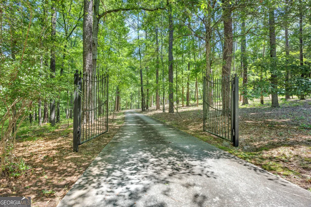 400 River Cove RD Social Circle, GA 30025