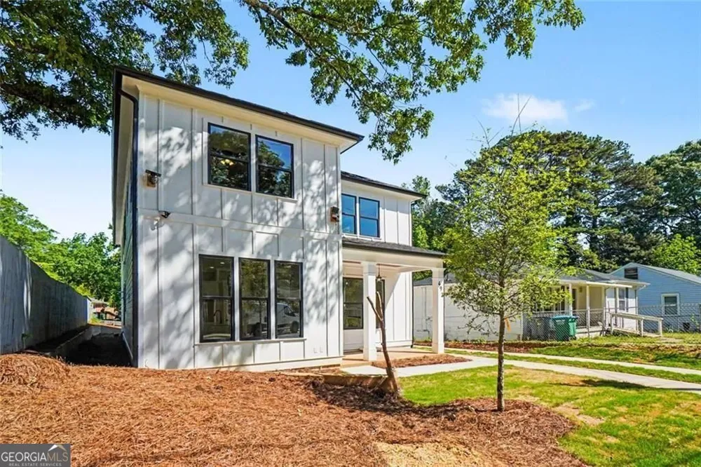 493 Woodrow AVE Hapeville, GA 30354