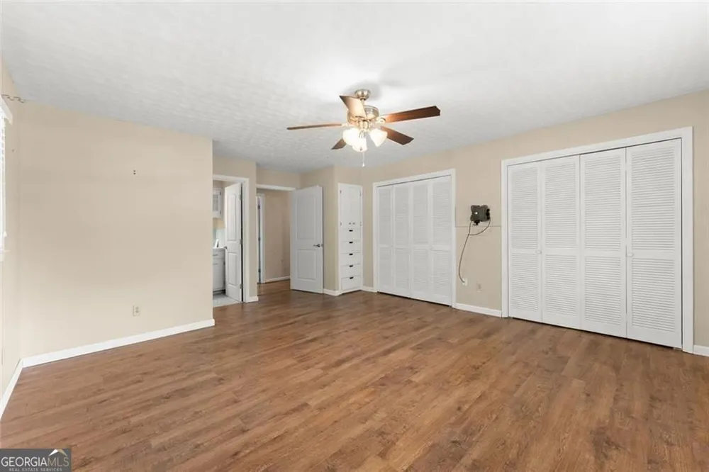 4118 Mountain View RD Oakwood, GA 30566