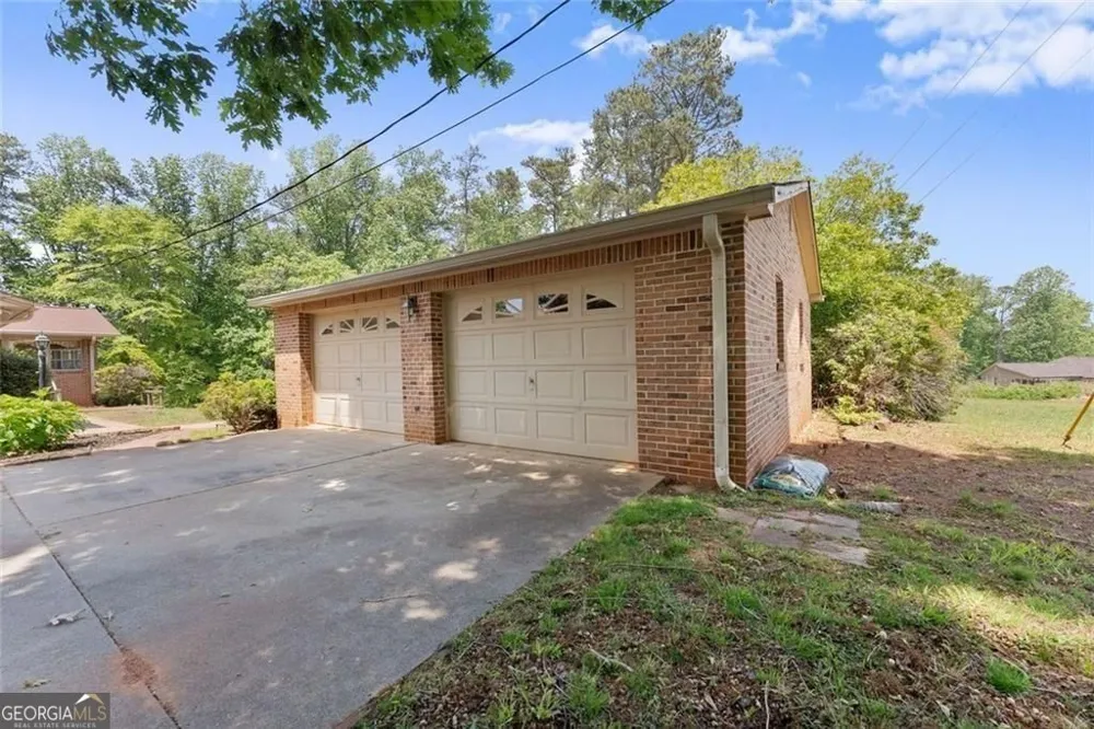 4118 Mountain View RD Oakwood, GA 30566