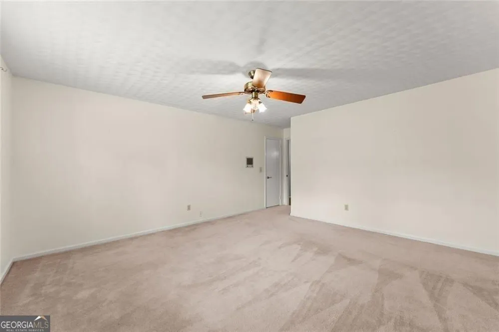 4118 Mountain View RD Oakwood, GA 30566