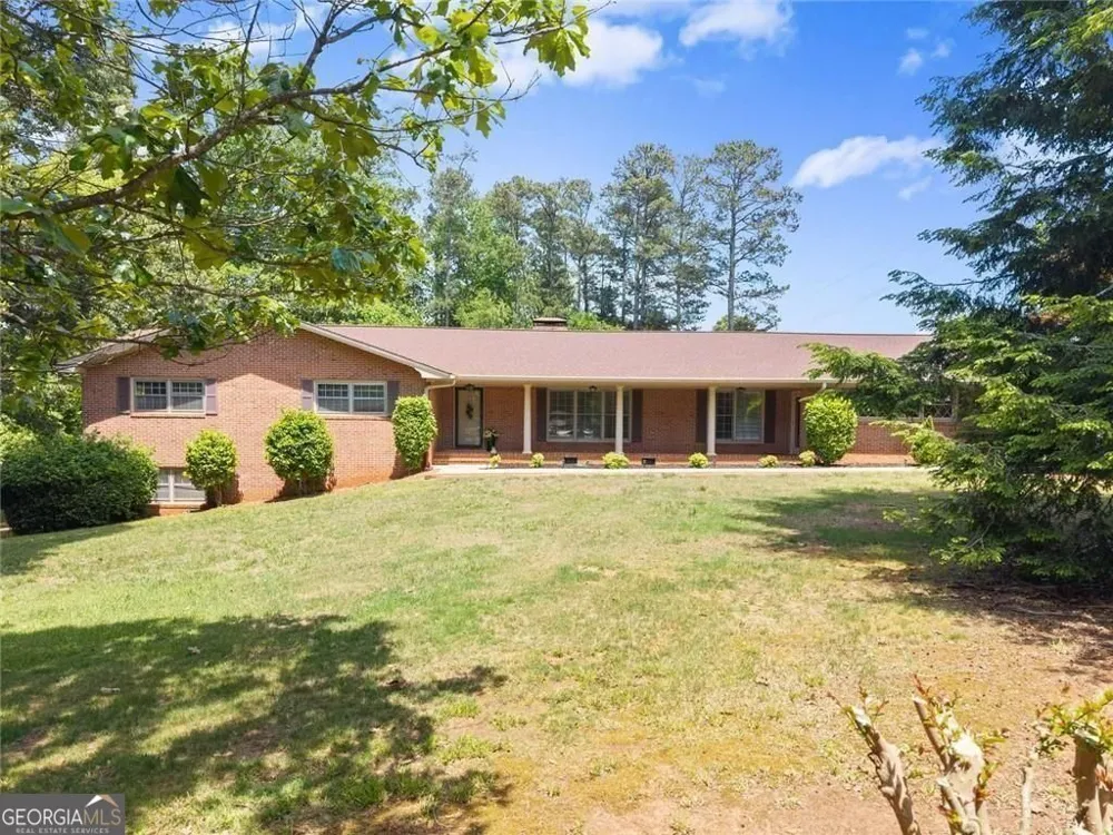 4118 Mountain View RD Oakwood, GA 30566