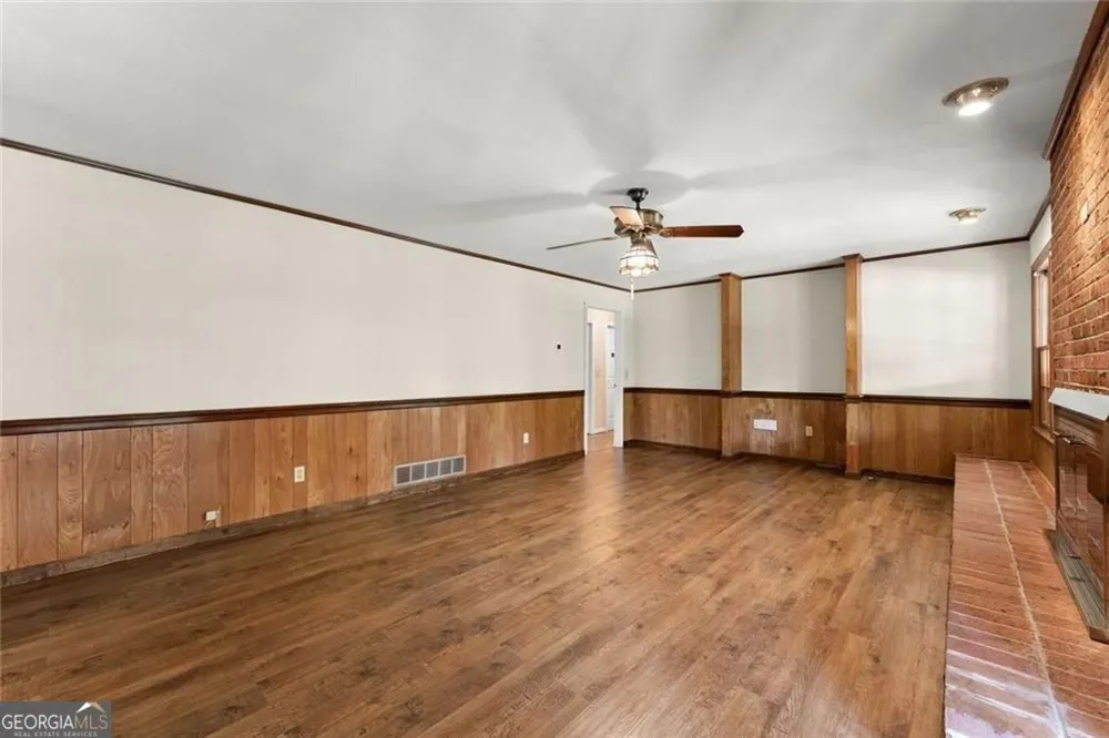 4118 Mountain View RD Oakwood, GA 30566
