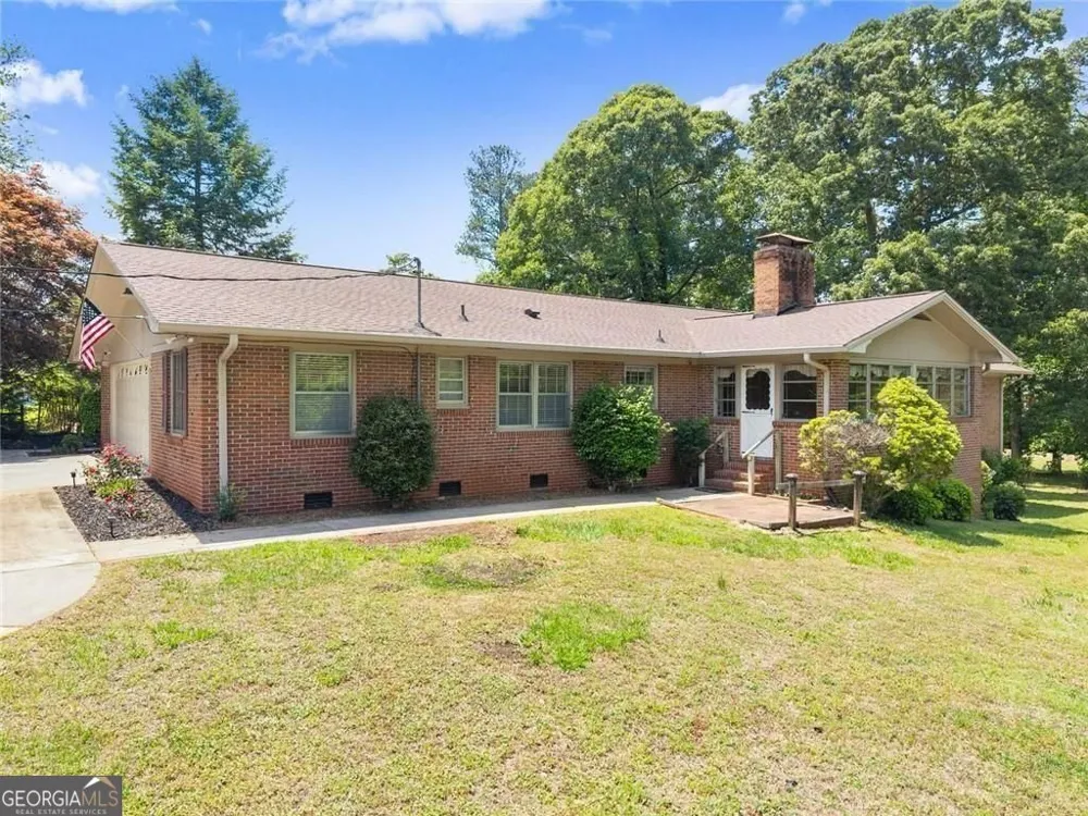 4118 Mountain View RD Oakwood, GA 30566