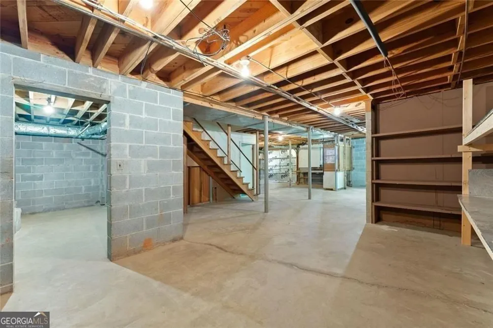 4118 Mountain View RD Oakwood, GA 30566