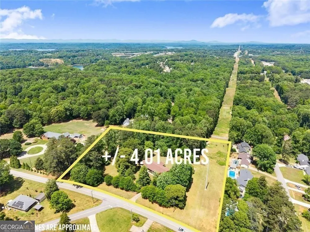 4118 Mountain View RD Oakwood, GA 30566