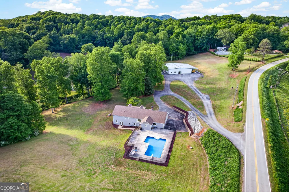 165 Porter Springs RD Dahlonega, GA 30533