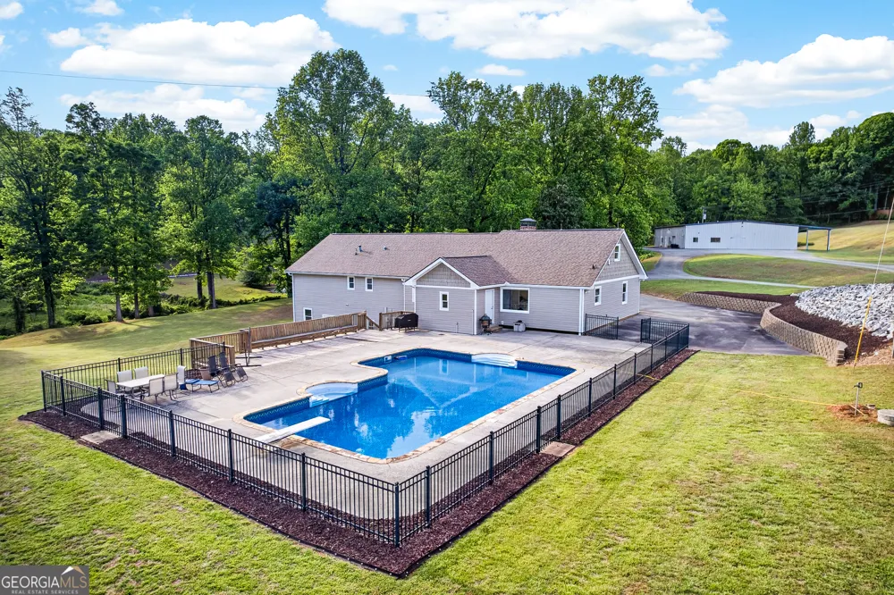 165 Porter Springs RD Dahlonega, GA 30533