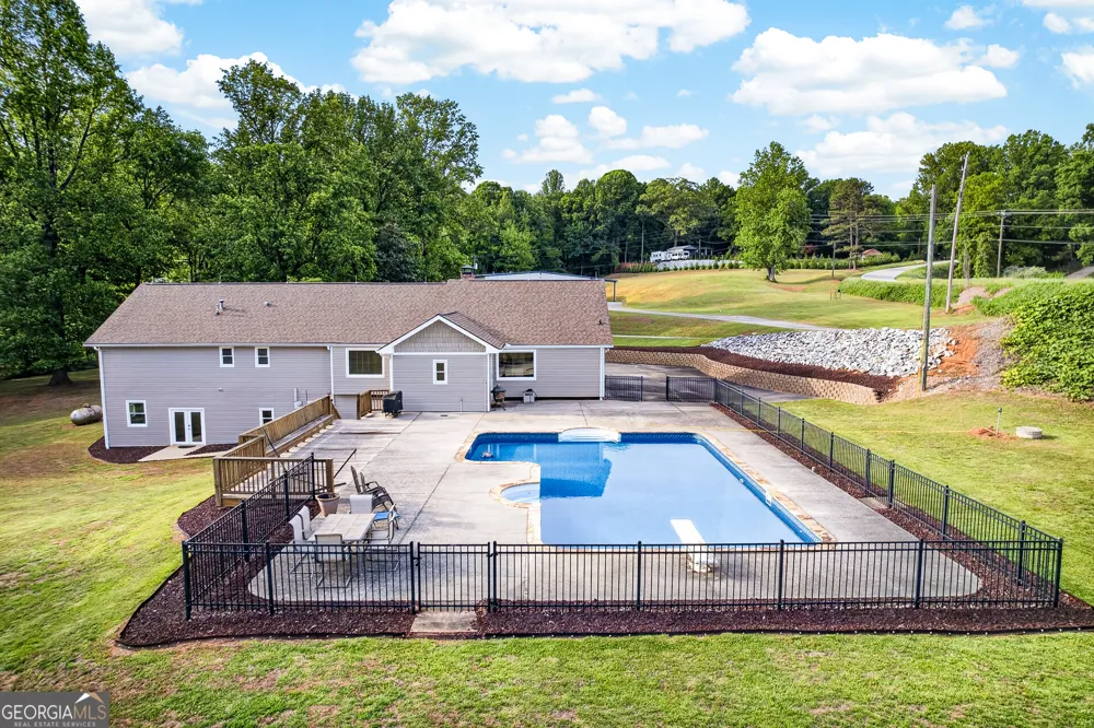 165 Porter Springs RD Dahlonega, GA 30533