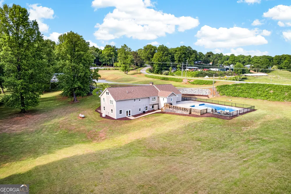165 Porter Springs RD Dahlonega, GA 30533