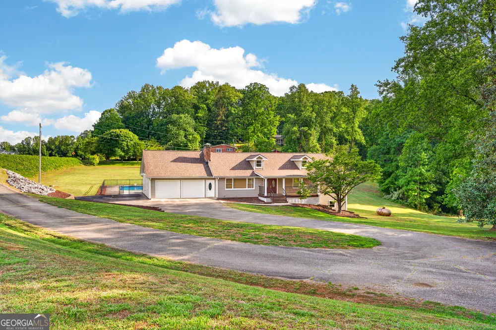 165 Porter Springs RD Dahlonega, GA 30533