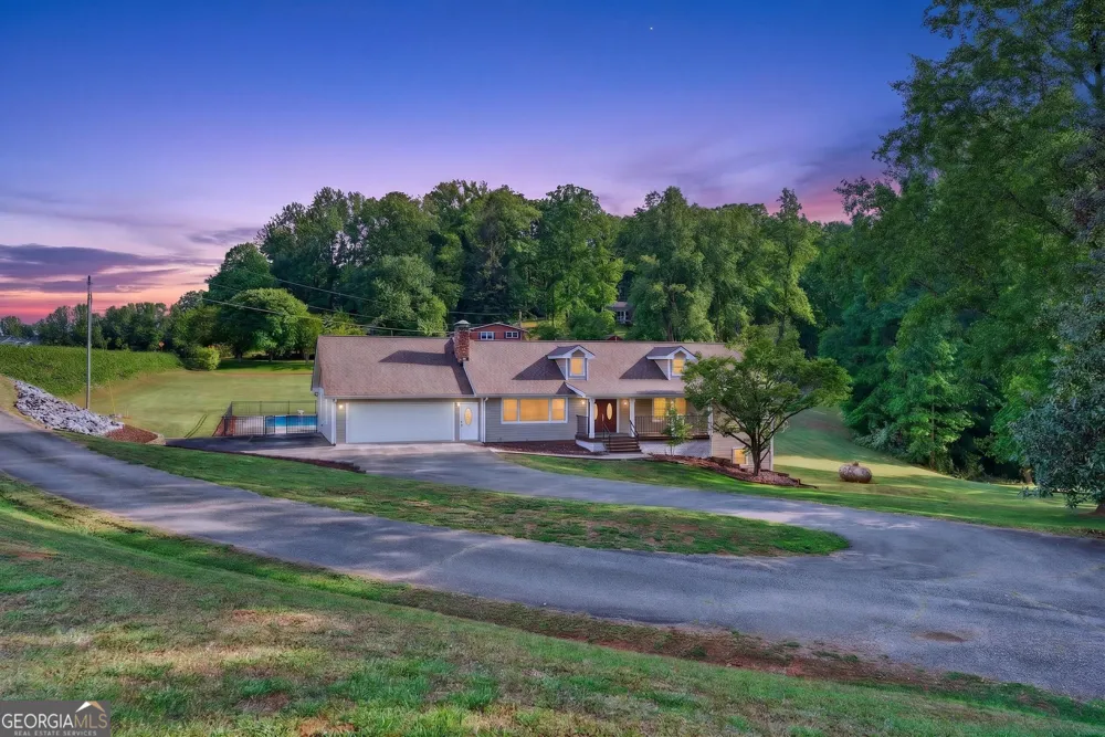 165 Porter Springs RD Dahlonega, GA 30533