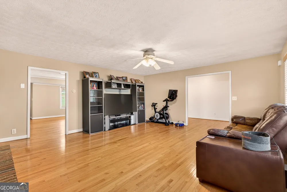 165 Porter Springs RD Dahlonega, GA 30533