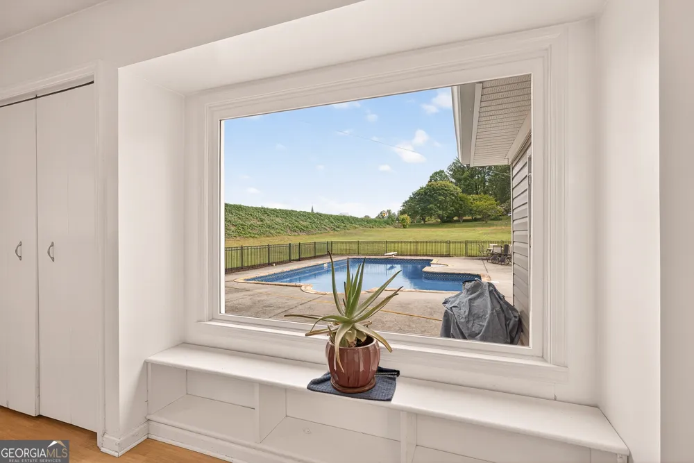 165 Porter Springs RD Dahlonega, GA 30533