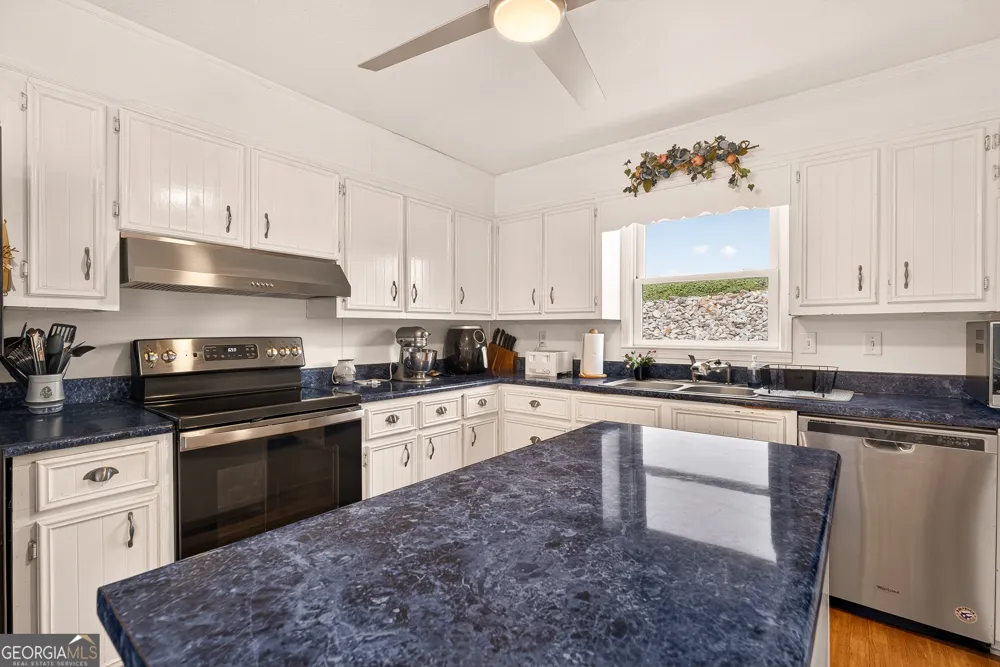 165 Porter Springs RD Dahlonega, GA 30533