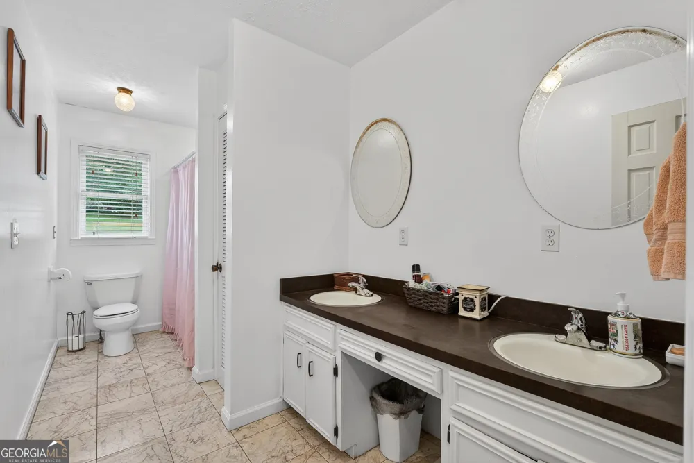 165 Porter Springs RD Dahlonega, GA 30533