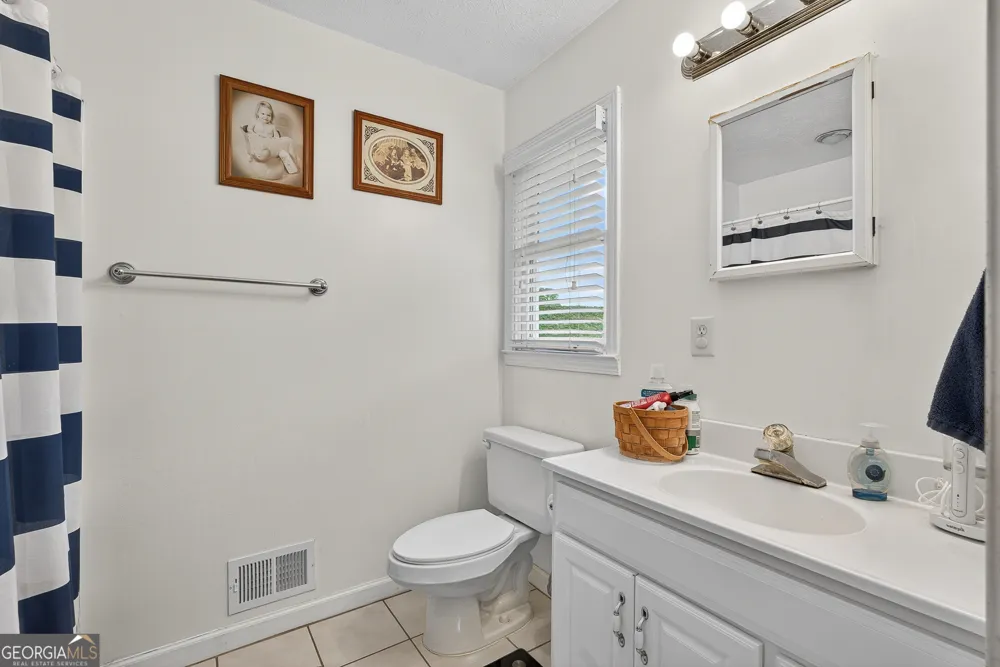 165 Porter Springs RD Dahlonega, GA 30533