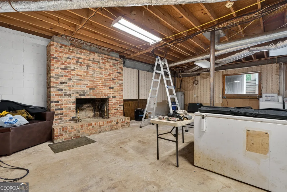 165 Porter Springs RD Dahlonega, GA 30533